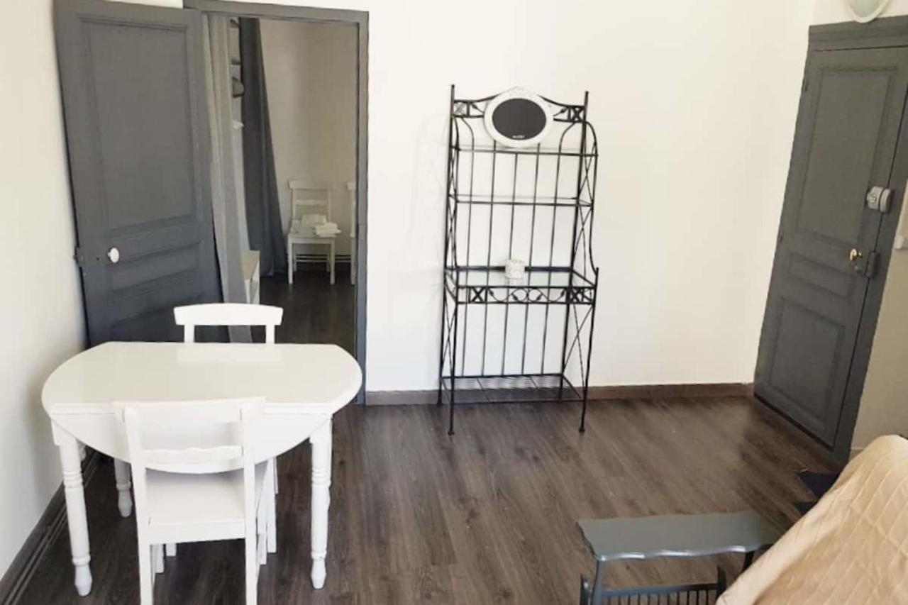 Charmant Type 2 Proche Gare Appartamento Tours Esterno foto