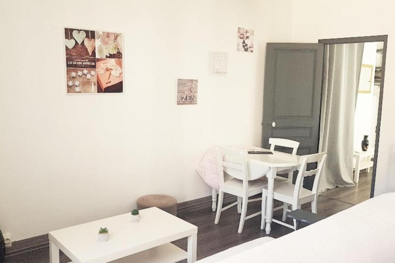 Charmant Type 2 Proche Gare Appartamento Tours Esterno foto